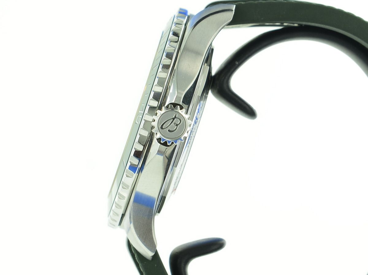 Breitling Superocean 44 A17376