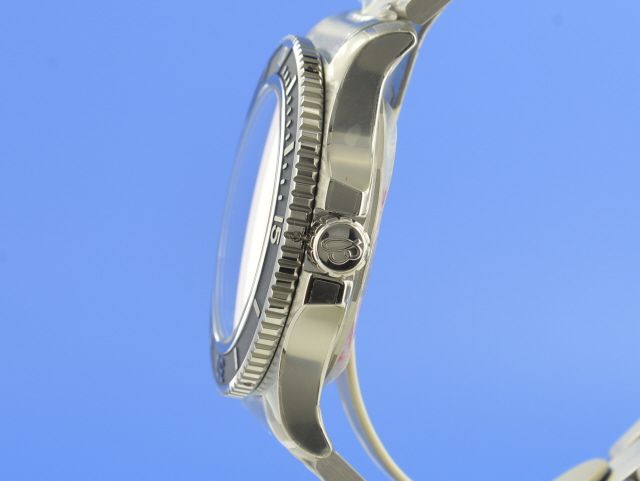 Breitling Superocean Automatic 44