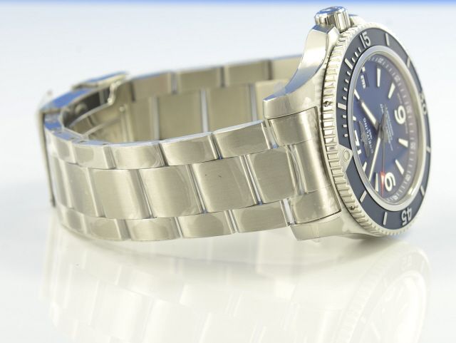 Breitling Superocean Automatic 44