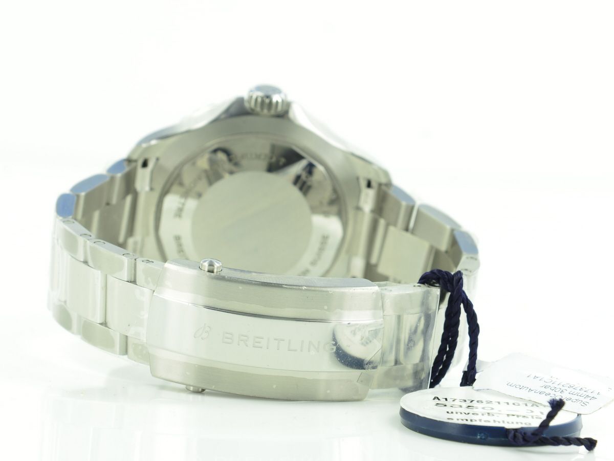 Breitling Superocean Automatic 44 A17376