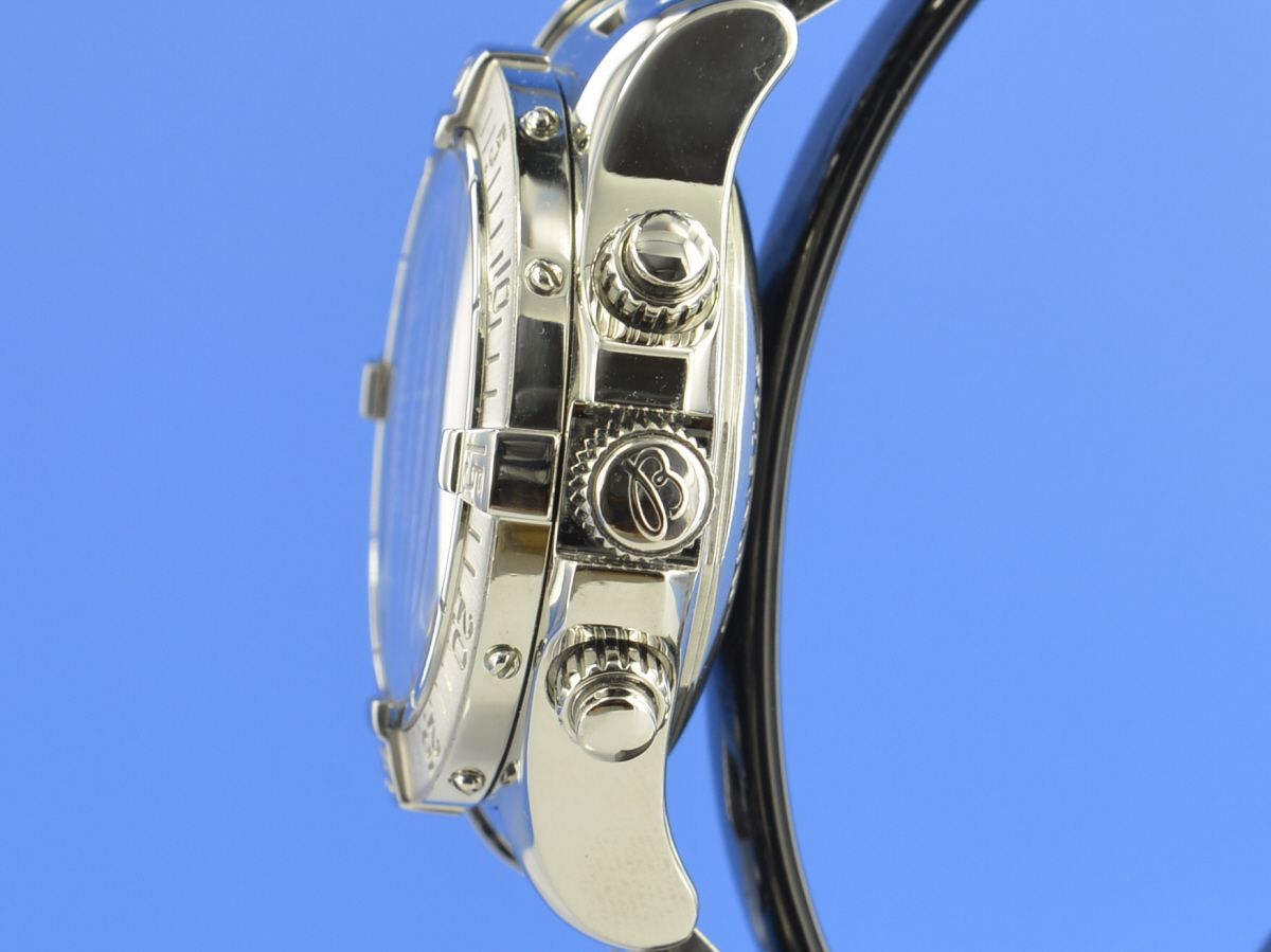 Breitling Superocean Chronograph