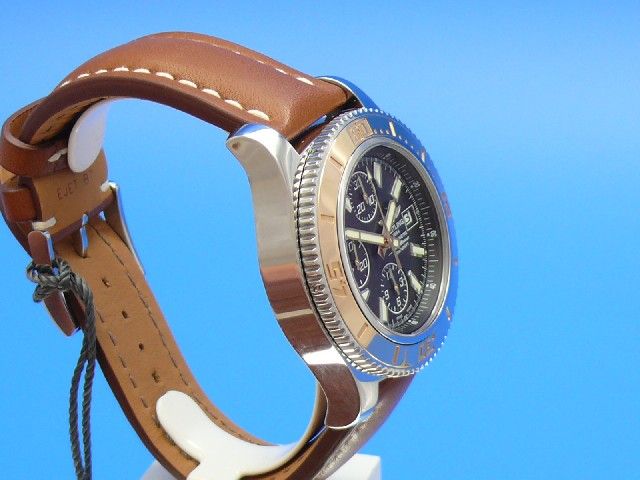 Breitling Superocean Chronograph II