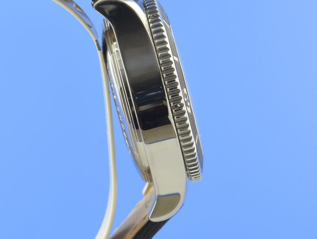 Breitling Superocean Chronograph II