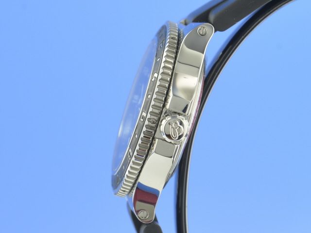 Breitling Superocean GMT