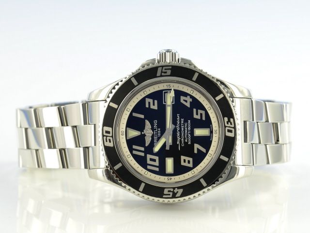 Breitling Superocean II 42 mm