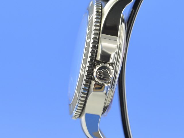 Breitling Superocean II 44 mm