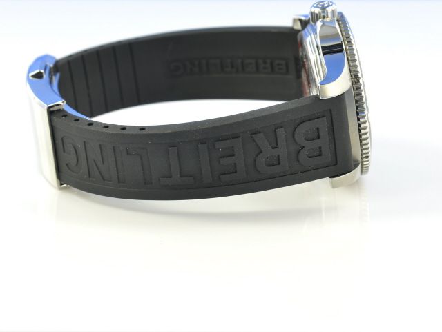 Breitling Superocean II 44 mm