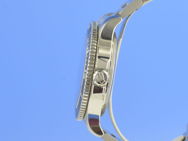 Breitling Superocean II