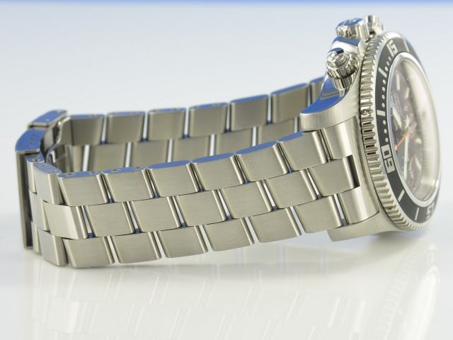 Breitling Superocean II Chronograph