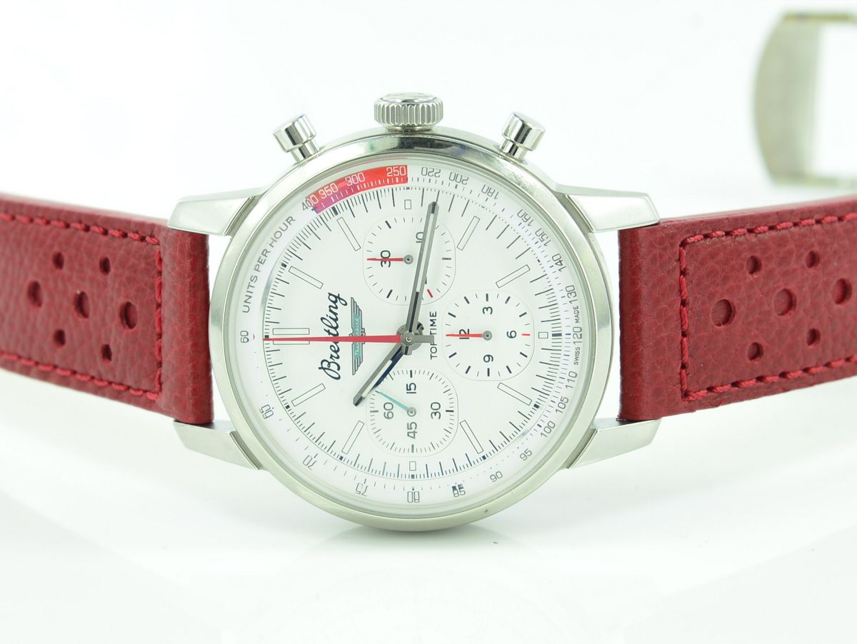 Breitling Top Time B01 FORD THUNDERBIRD