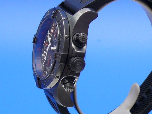 Breitling Avenger Skyland Black Steel - Limited Edition