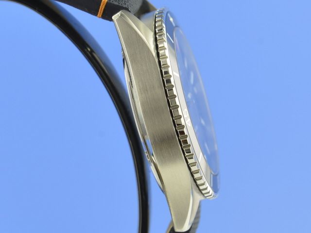 Mido Ocean Star Red Bull Cliff Diving Limited Edition