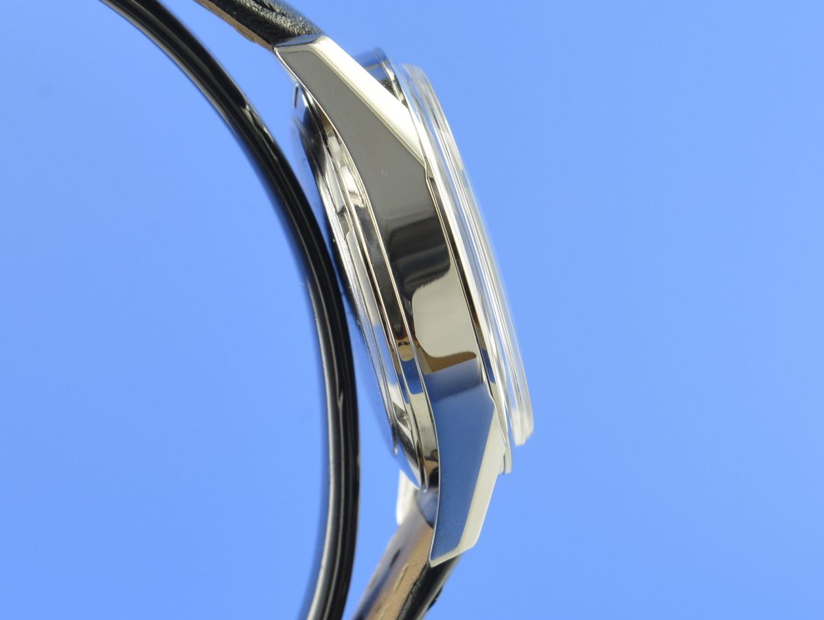 TAG Heuer Carrera Chronograph