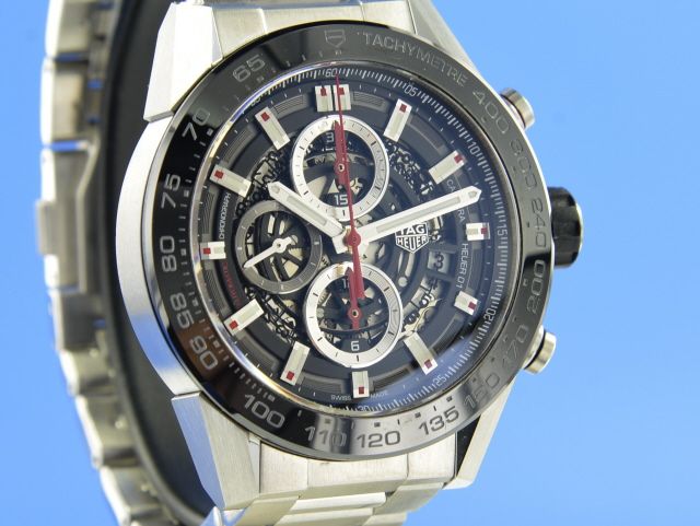 TAG Heuer Carrera Calibre Heuer 01