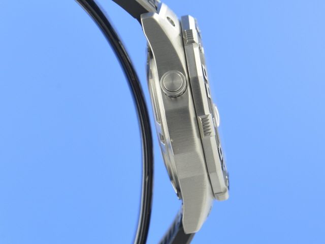 TAG Heuer Aquaracer 500M Calibre 5