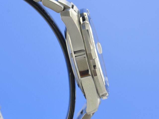 TAG Heuer Aquaracer 300M Calibre 5