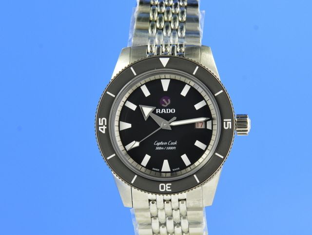 Rado Captain Cook Ghost Limited Edition Revolution Automatic XL 42mm Grau