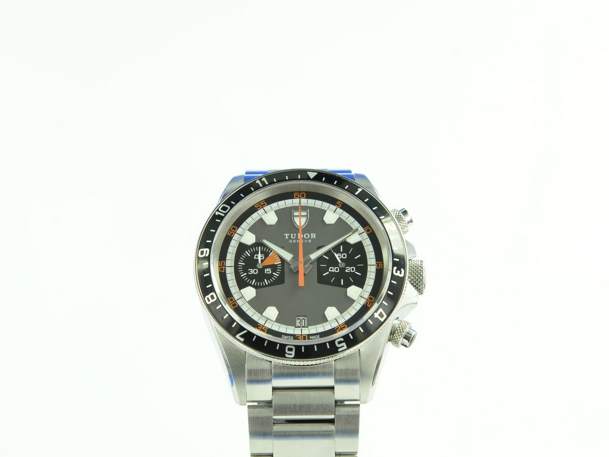 Tudor Heritage Chrono Automatik 70330N