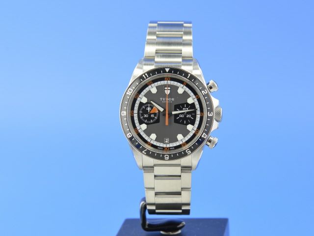Tudor Heritage Chrono