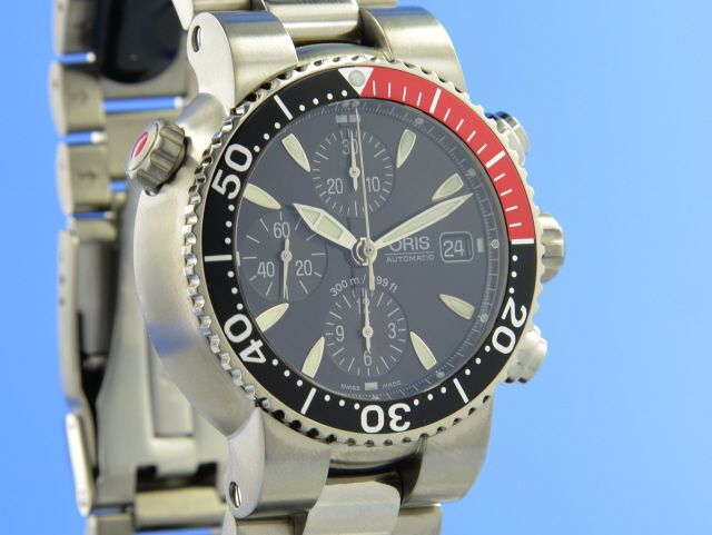 Oris Diver Titan Chronograph