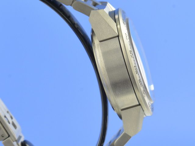 TAG Heuer Heuer Carrera Date Chronograph Heuer 01 Grey Titan 43mm