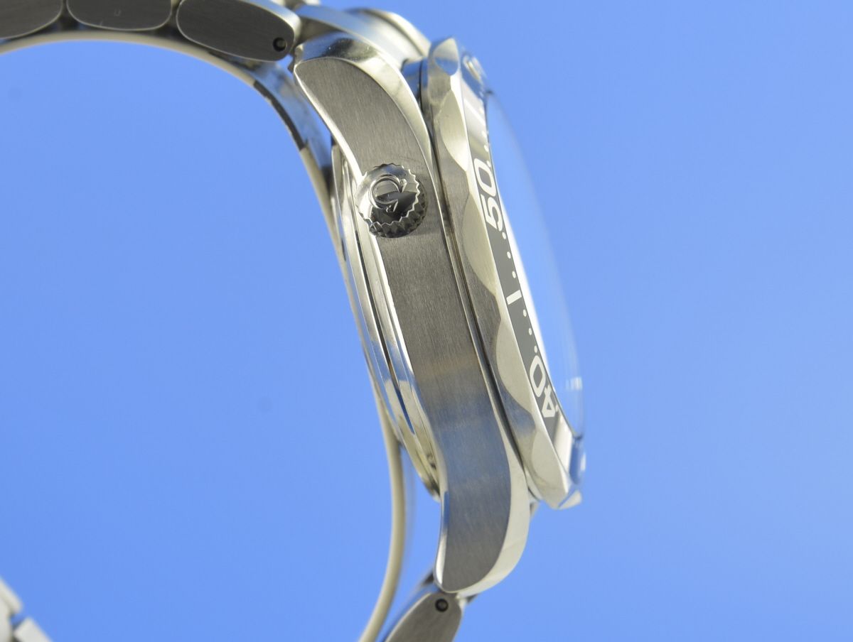 Omega Seamaster Diver 300M Chronograph