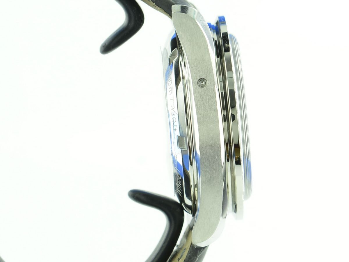 Omega Speedmaster 38 Co-Axial Chronograph