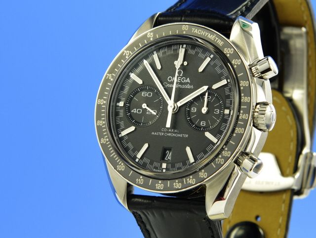 Omega Speedmaster  Racing Master Chronometer Chronograph