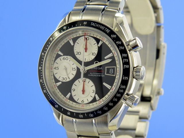 Omega Speedmaster Date Chronograph 40 mm