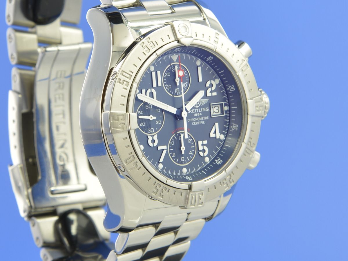 Breitling Avenger Skyland Chronograph