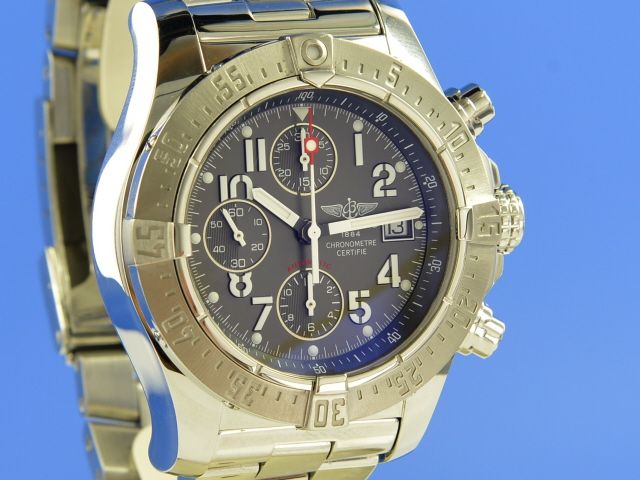 Breitling Avenger Skyland Chronograph
