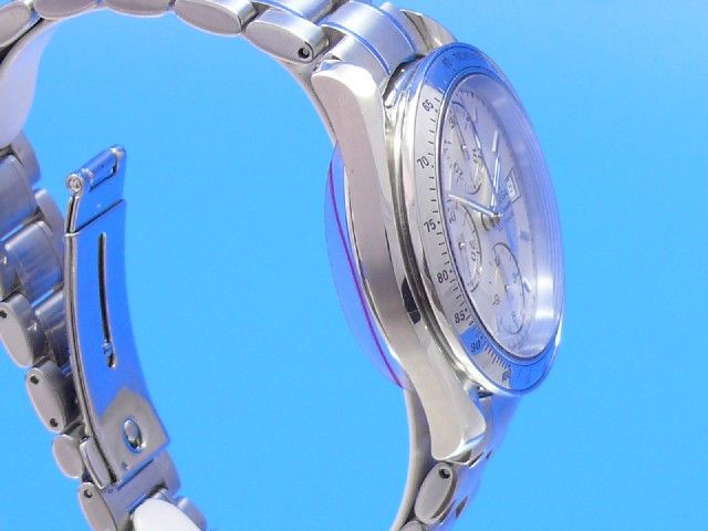 Omega Speedmaster Date Chronograph