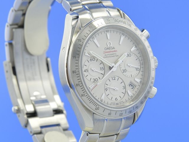 Omega Speedmaster Date Chronograph