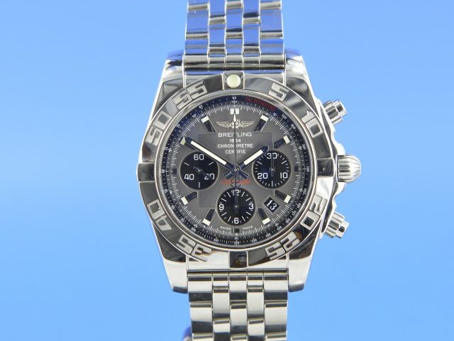 Breitling Chronomat 44