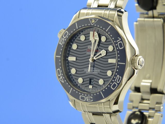 Omega Seamaster Diver 300M Master Chronometer