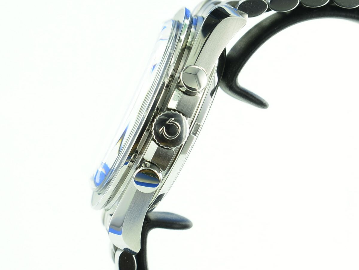 Omega Speedmaster Professional Moonwatch Co-Axial Master Chronometer