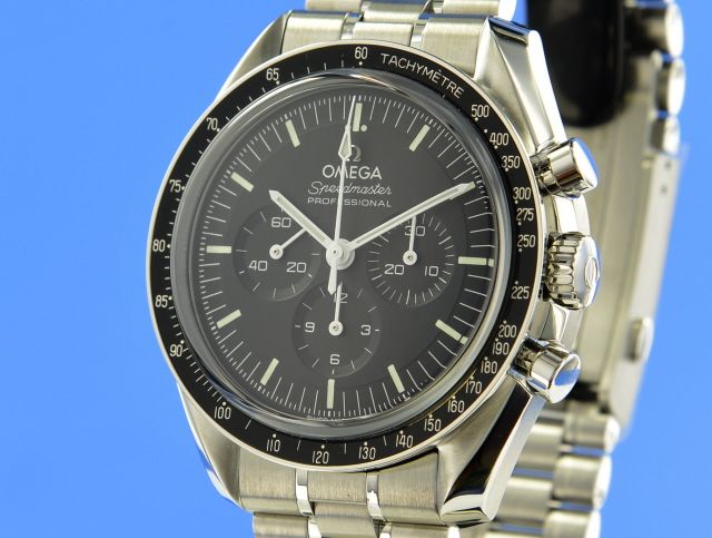 Omega Speedmaster Moonwatch Master Chronometer Co-Axial