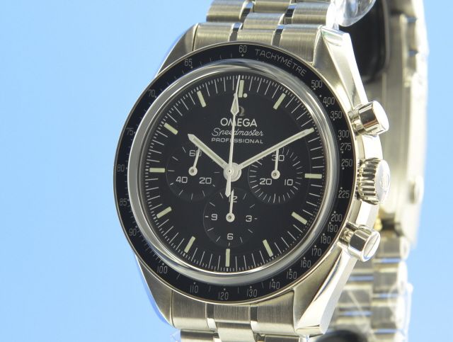 Omega Speedmaster Moonwatch Master Chronometer Co-Axial