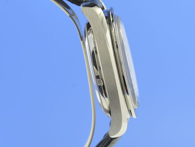 Omega Speedmaster Racing Master Co-Axial Chronograph