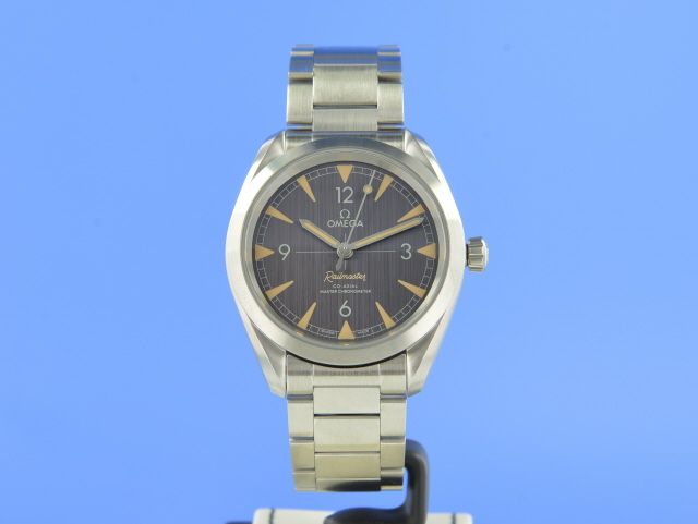 Omega Railmaster Co-Axial Master Chronometer