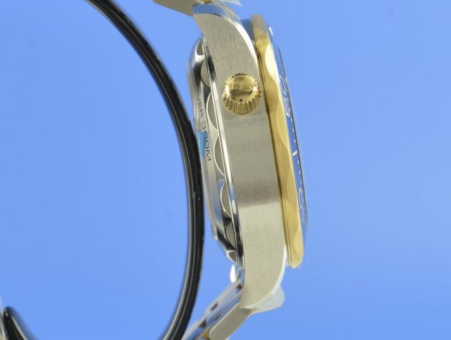 Omega Seamaster Diver 300M Co-Axial Master Chronometer 44 mm