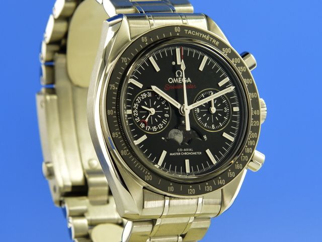 Omega Speedmaster Moonwatch Co-Axial Master Chronometer Mondphase