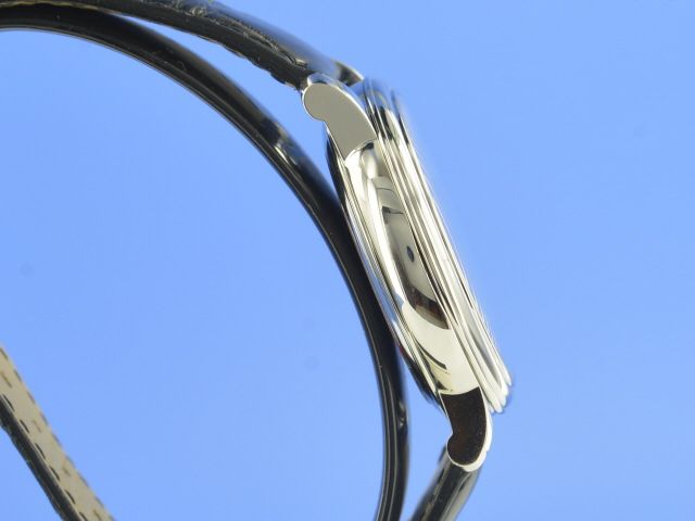 Omega De Ville Prestige Co-Axial Small Seconds 39 mm