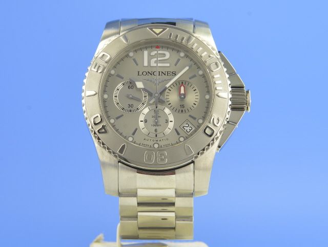 Longines Hydro Conquest 47.5mm