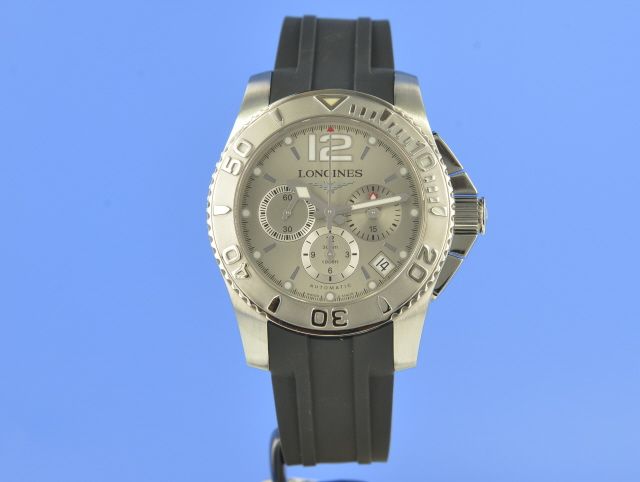 Longines Hydro Conquest 47.5mm