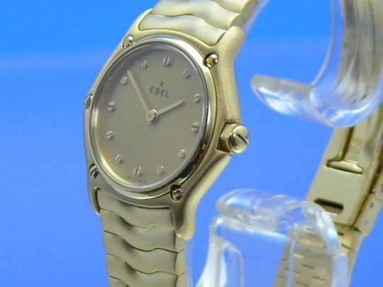Ebel Classic Wave Damen 18K Gold