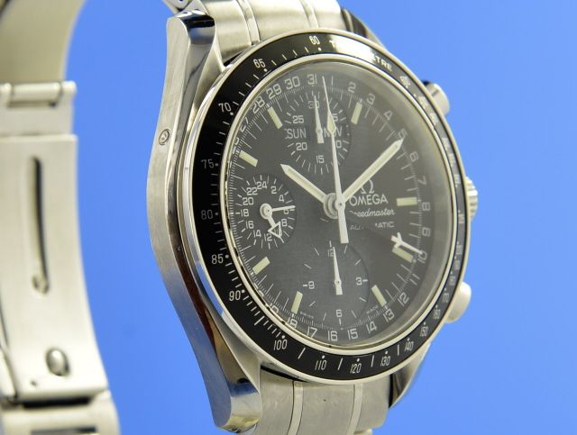 Omega Speedmaster Day-Date
