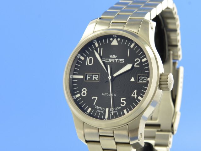 Fortis F-43 Big Day Date Automatic