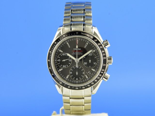 Omega Speedmaster  Date Chronograph 40 mm
