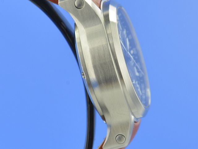 Fortis B-42 Day-Date Chronograph